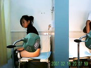 县城中医药妇科检查第4季时髦姐姐四处望腿发抖