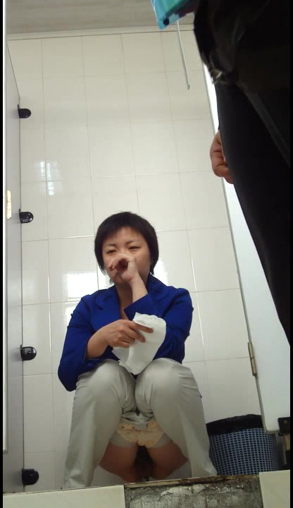 商场厕拍系列 商城的生意太好了，大家都排着队来3mxt (15)-(21)