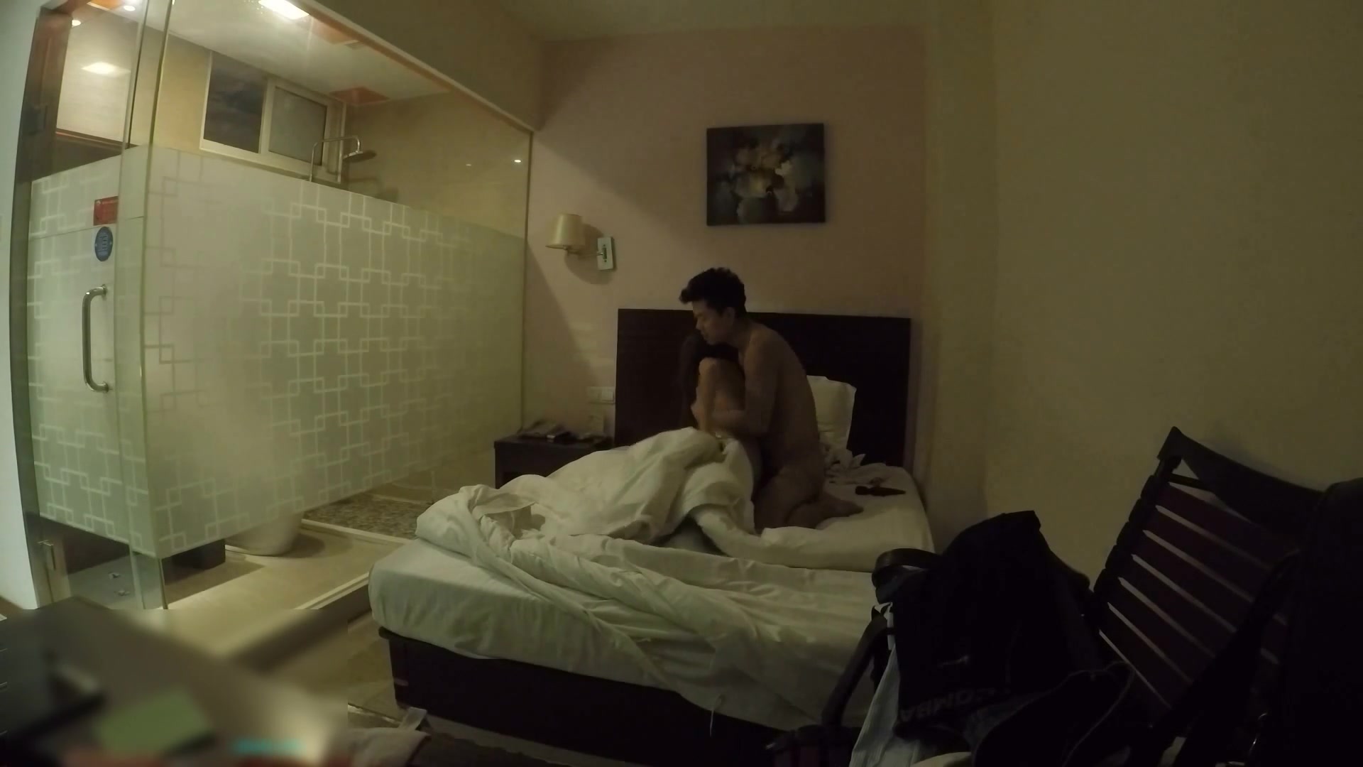 泡妞高手东哥最近得手的好身材学院派妹子快捷酒店开房啪啪1080P高清版