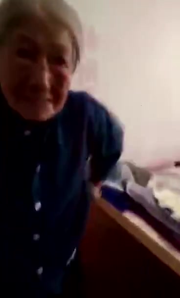 老奶奶竟然与小孙子干这事！