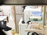 大学生集体宿舍公寓宿管员窗外偷窥学妹日常生活更衣洗澡1080P高清版