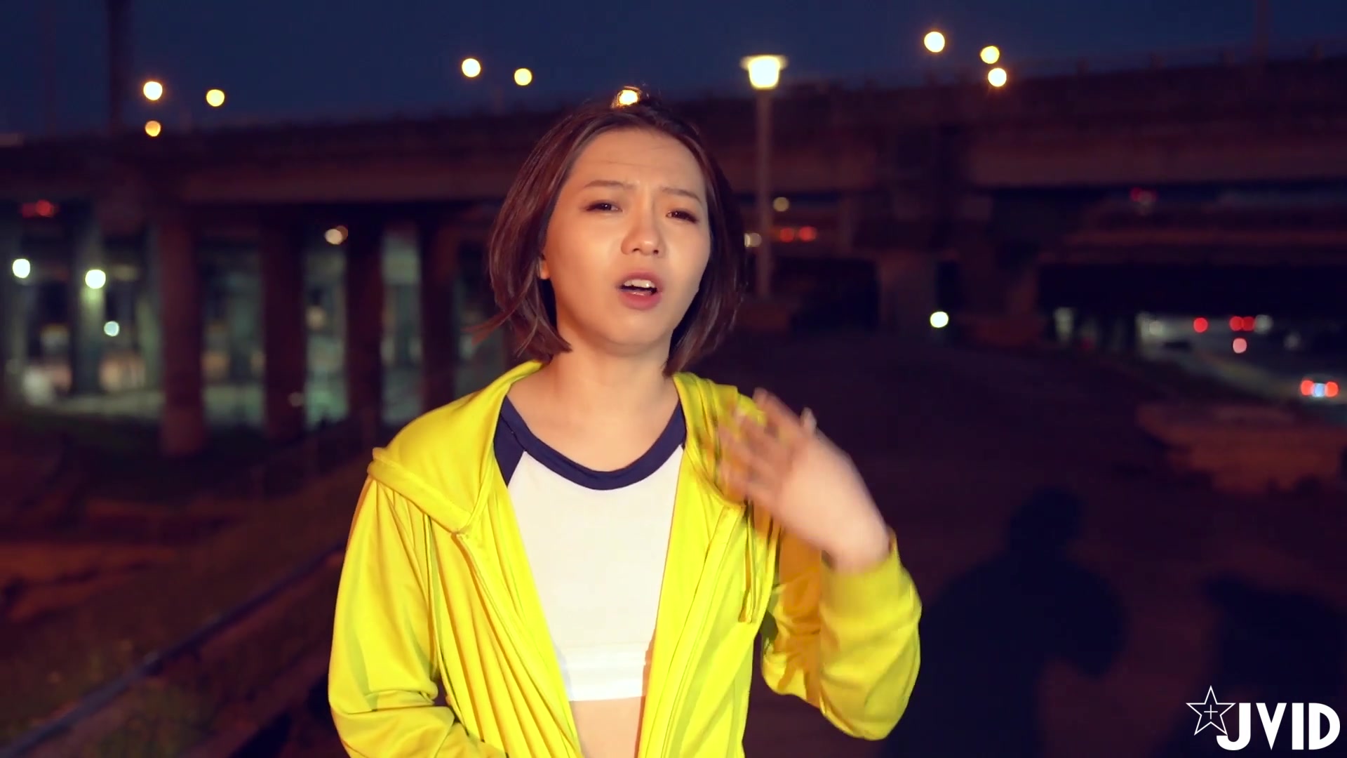 〖全裸露点顶级剧情〗色色的健身教练把正在运动的押解雅捷少女弄到卫生间操翻了 原版私拍59P 高清1080P原版无水印