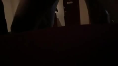 01 妹子生日被操瘫，喷水无数，打桩机巅峰之操