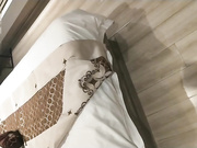 门票98元的《全国探花》嫖妓偷拍直播高价约炮皮肤非常白嫩的兼职模特搞完一块吸烟唠嗑