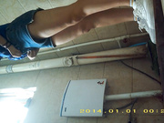 大神潛入某藝術學院公共女廁定點偸拍多位年輕漂亮學妹如廁 形態各異姿勢看得讓人欲火焚身 1080P高清原版