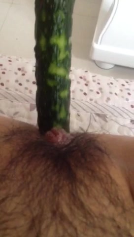 黄瓜插逼流白浆