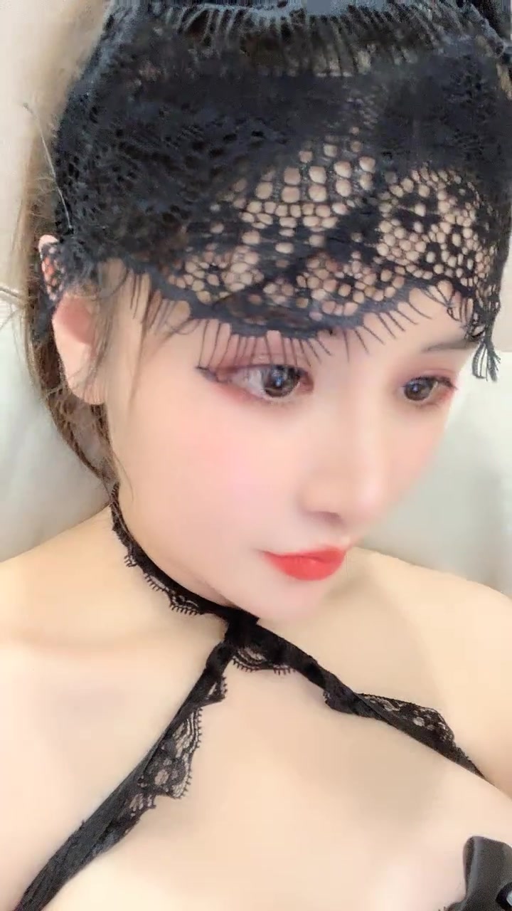 御姐黑丝高跟大黑牛自慰骚穴浪叫呻吟