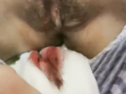 嫩妹子给男友口交摩擦非常诱人