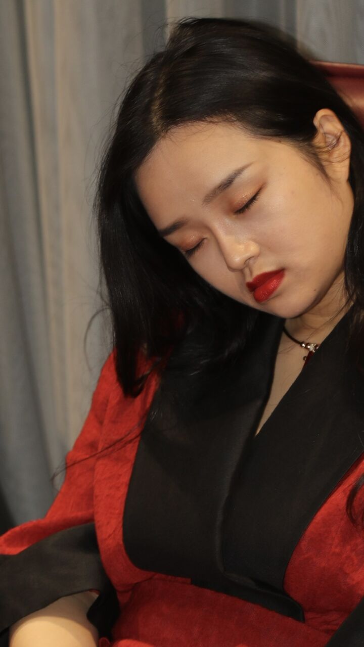 轻轻松松摸出水