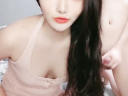 网红女神大战小男友肉丝袜骚逼刮毛扣逼自慰