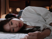 [JUQ-266] 昔俺の事が好きだった地味な教え子が、色気漂う巨乳人妻に進化していたので、性欲が尽き果てるまで生ハメしまくった…。 新井リマ - 1of5