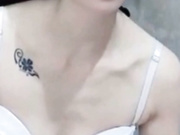 高湘媛露逼直播 玩假鸡巴跳蛋三角裤衩露出骚逼