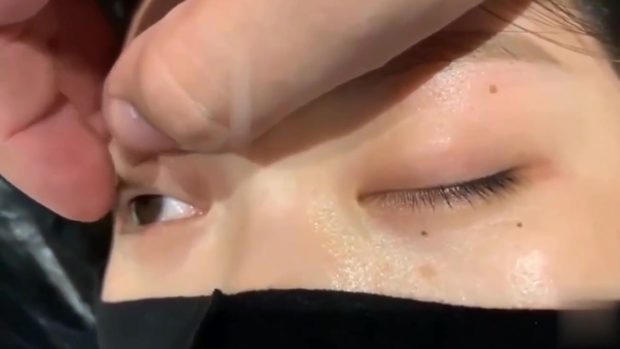 真实空姐迷奸内射黑料流出  高颜值空姐仙气飘飘被猥琐男玷污