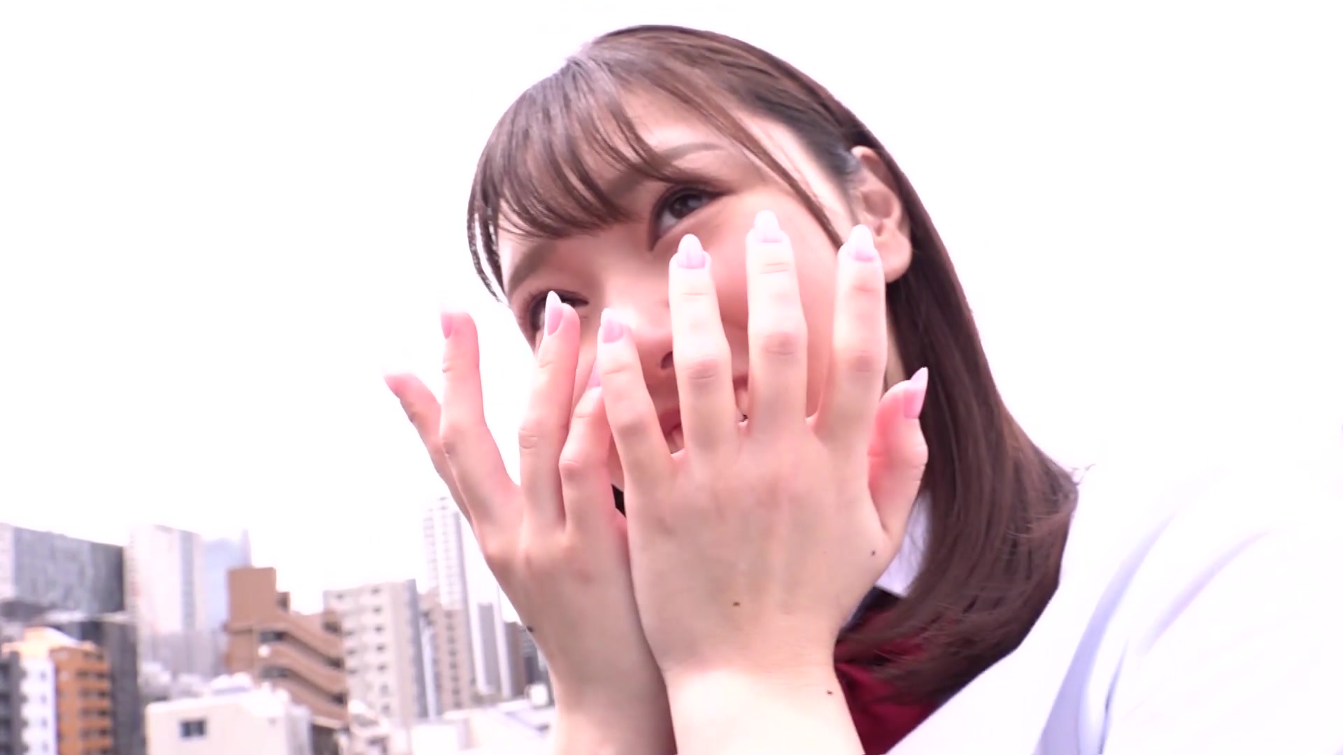 [IENF-299] 素人女子校生の皆さん！開放的な青空の下で超濃厚なベロチュウしてもらえませんか？.......！ - 1of5