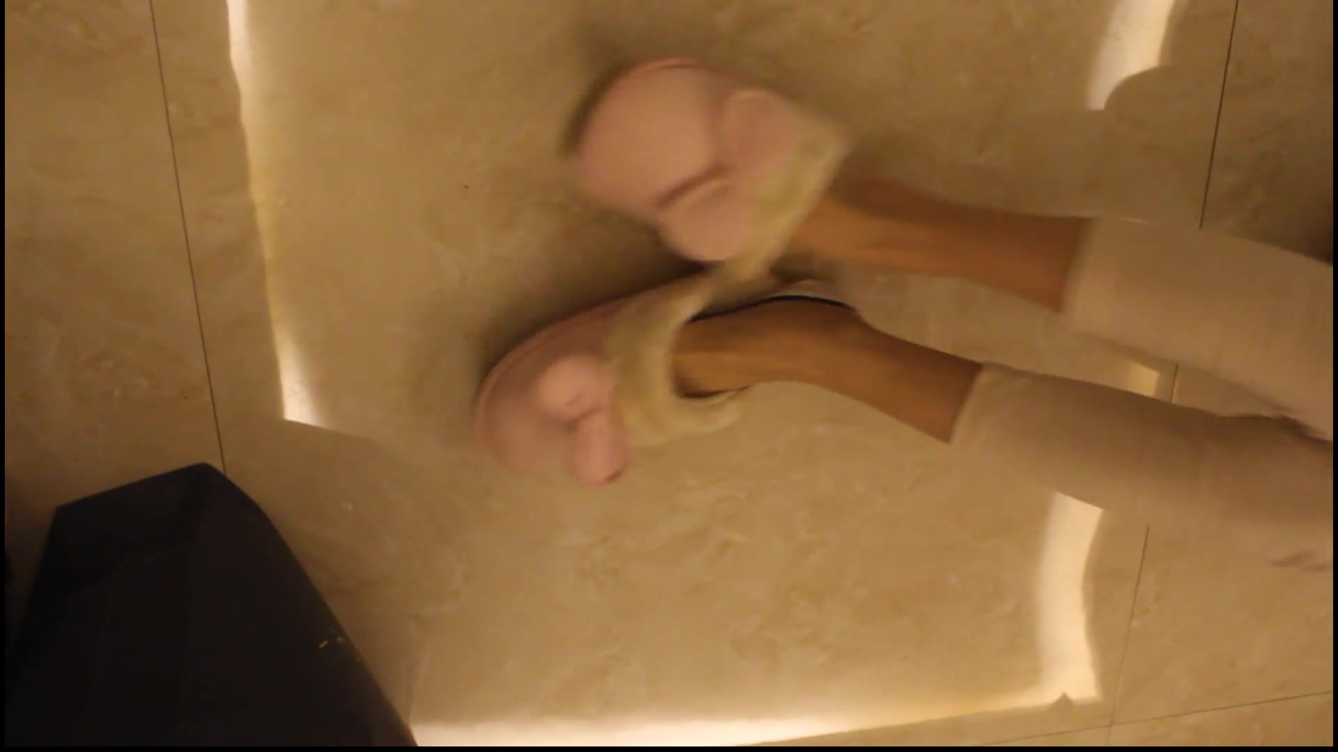 【全網首發】【網紅極品】絲襪少女丸子姑娘至尊VIP視頻+圖集全集流出 原版高清無水印