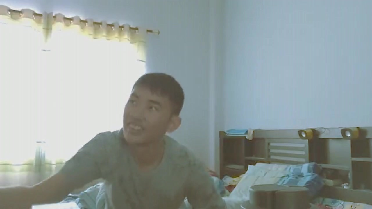 兩個青澀的放假熱戀小情侶在家偷吃禁果 互舔互插愛撫幹得浪叫連連 一對奶子看得欲火焚身 國語720P高清