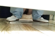 最新流出國內廁拍大神潛入某醫院公共女廁偷拍各式美女如廁 居然連女保安也不落下 720P高清原版