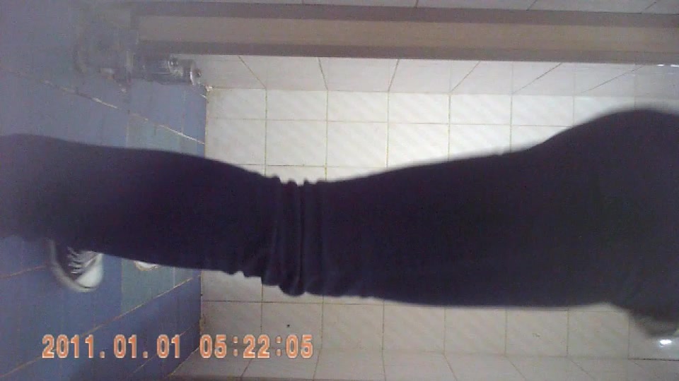 唯美清纯美女尿尿