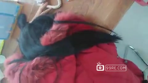 偷射到女同事头发上（下）