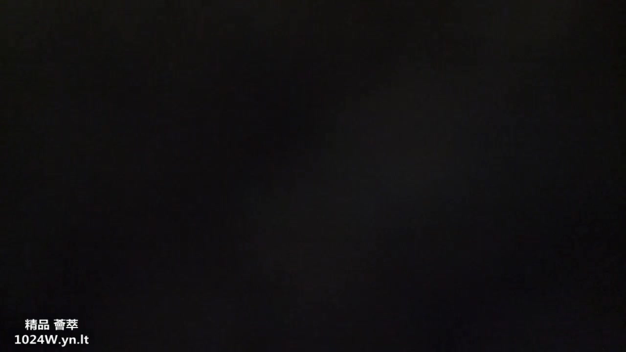 趁情人洗浴時偷偷安置錄像設備把騷貨情人肏_2