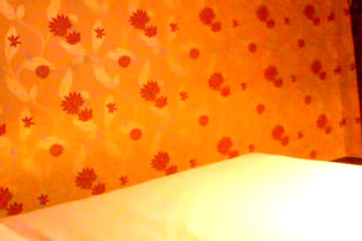 旅店玩淫荡骚浪女