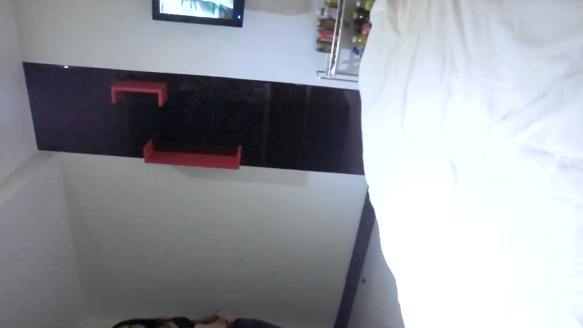 豪哥酒店操极品开裆牛仔裤女友高清版