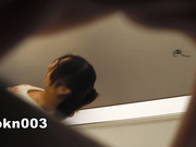 高校厕所偷拍众美女逼逼都很粉嫩干净6