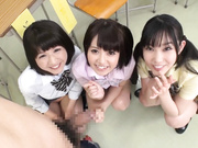 avop-134 女子校生のおま◆こおっぴろげ喫茶