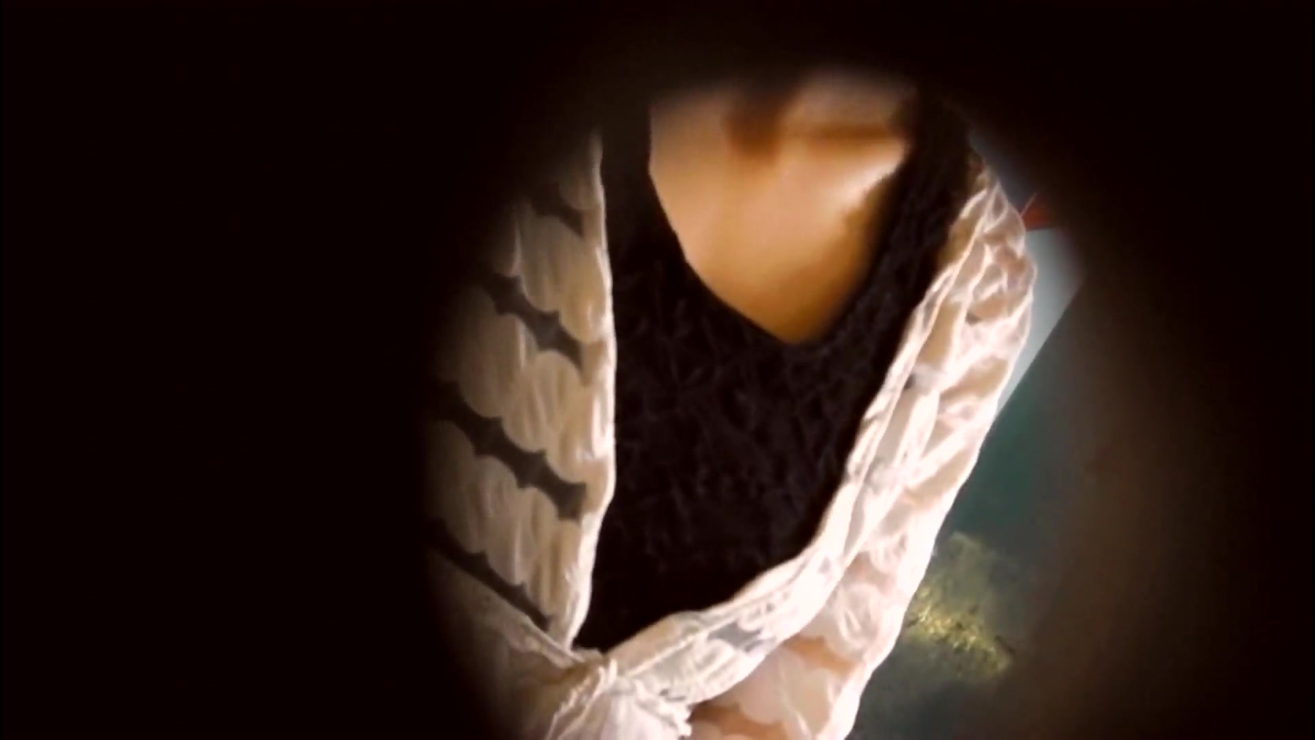 最新流出美罗城车站靠窗篇女神级极品黑高跟