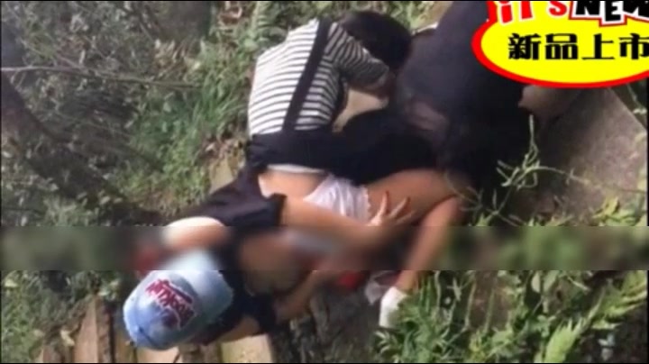 富姐调教女奴系列山上玩逼调教实录SM鞭打