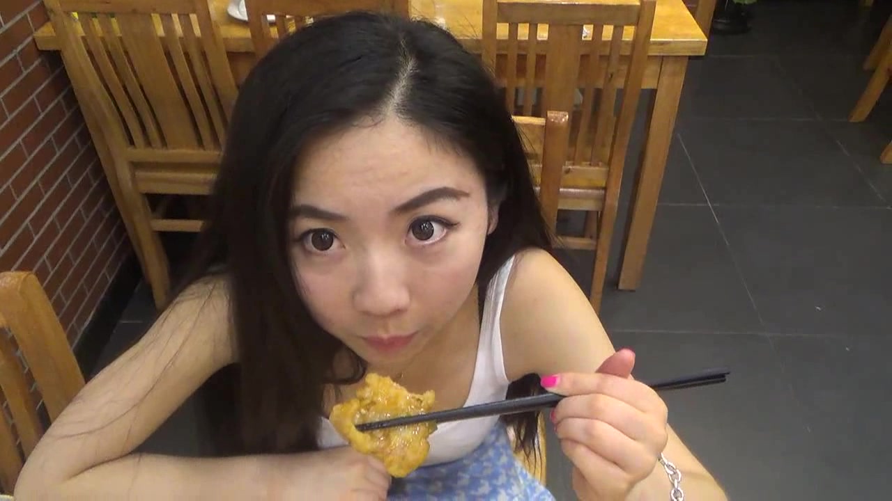 丰满豪放美眉與外國男友的淫亂生活720P高清-第18季