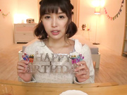 [SNIS-851] 世界一薄っす～いコンドームつけて子作りおねだり淫語 中年オヤジと妊娠懇願ねっとりハメまくり新婚ごっこ  葵つかさ