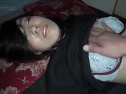 把漂亮大學生女網友騙到出租屋迷倒慢慢玩