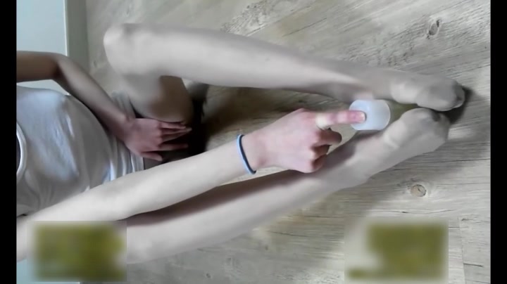 长腿正妹不一样的粉嫩美穴超赞美腿诱惑