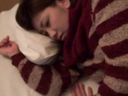 21岁美女初恋被甩酒醉熟睡后被插BB又肥又紧好多水强行插入