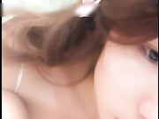 上次在办公室玩露出直播的广西妹子拿了把大剪刀说要卖逼毛一块钱一根