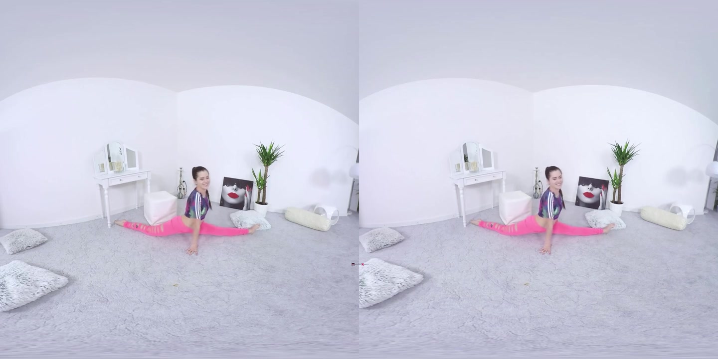 Cute real flexi gymnast teen