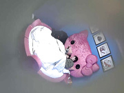 精品小旅馆情趣房偷拍懒惰的家伙女友手脚并用也没雄起饥渴女友只好脱下内裤强往上骑